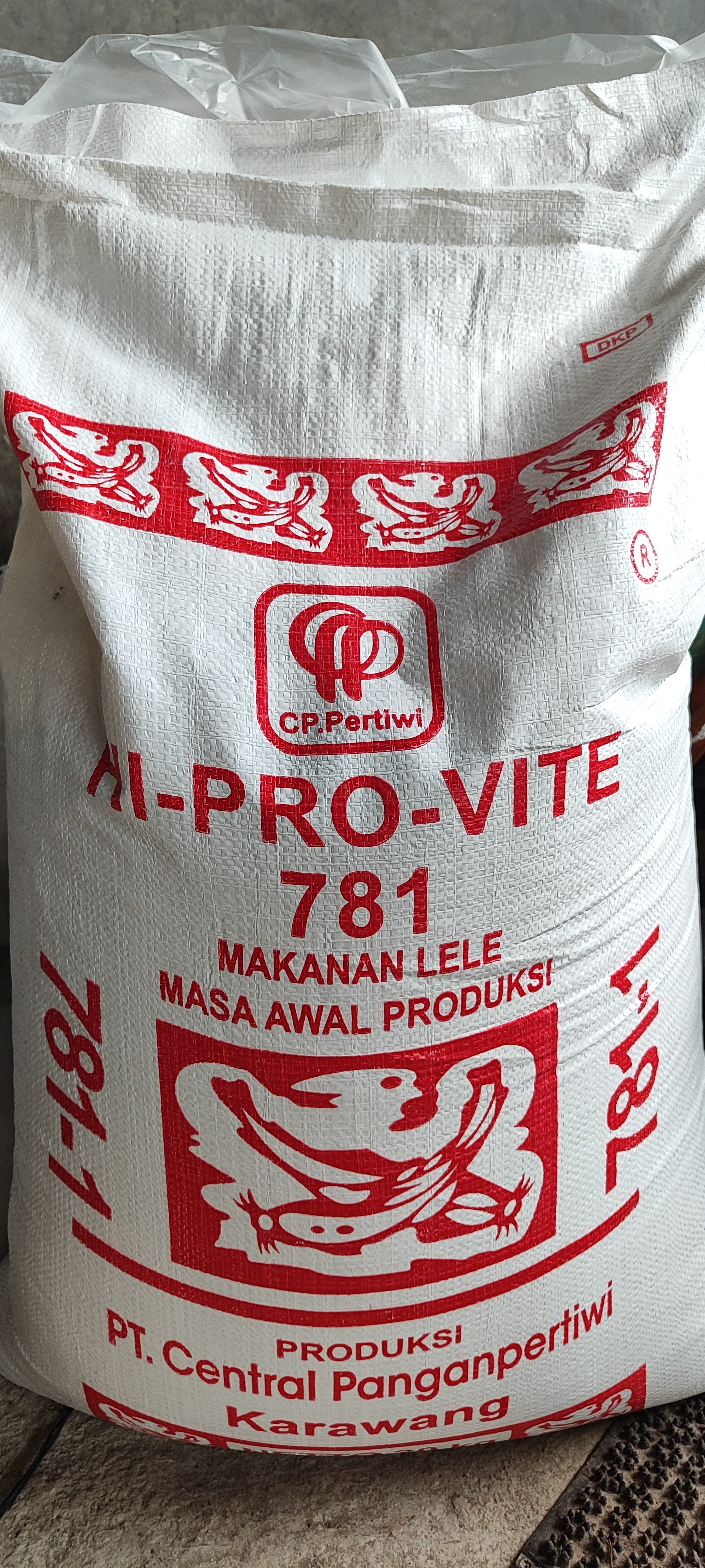 Pakan Ikan Hi Pro Vite 781-1 20kg